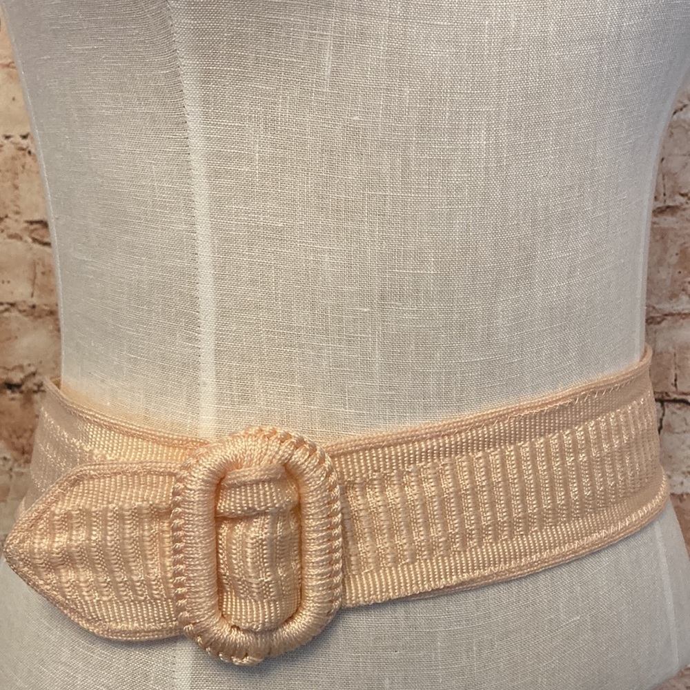 Lovely vintage macramé belt